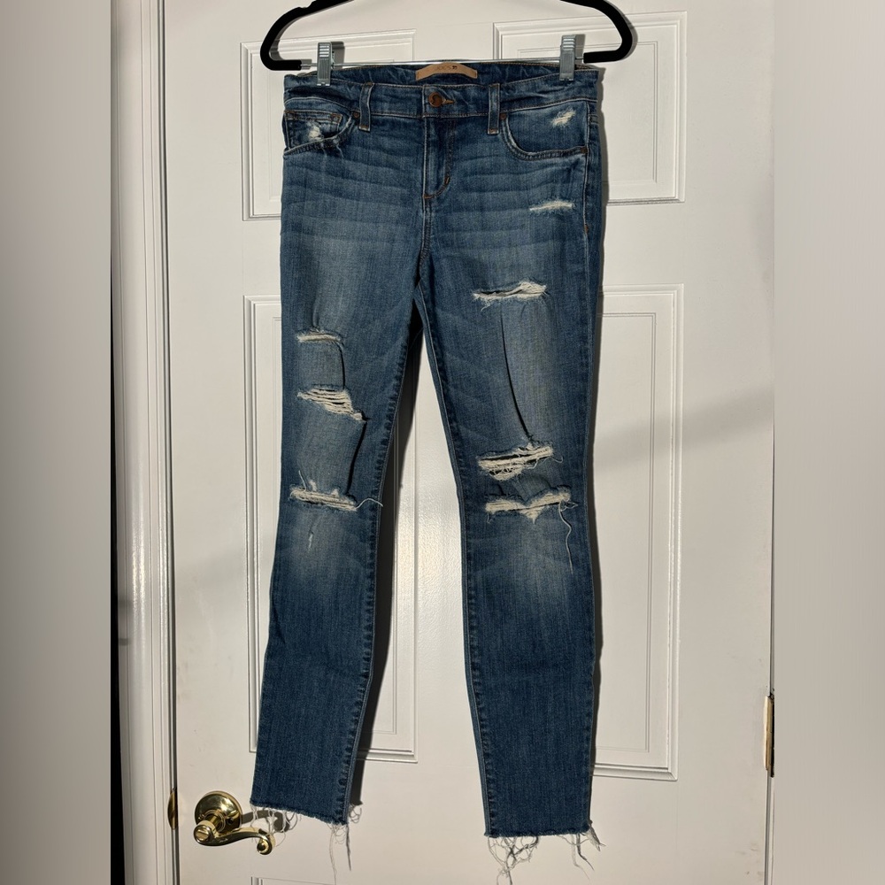 Joe’s Jeans Women’s “Skinny Ankle” Distressed Jeans Size 28